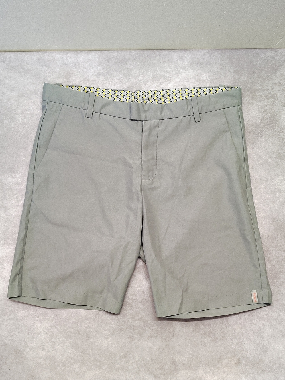 SWIMS Circe Shorts Men's XL Light Gray Flat-Front Lightweight Casual Luxury Golf